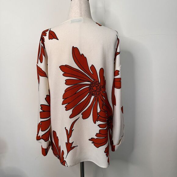 Essentiel Antwerp Womens Top White Textured Silk Floral Bell Sleeves Mod Size 36 - Picture 9 of 14